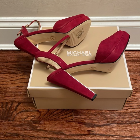 Michael Kors Shoes - Picture 7 of 9